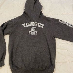 WSU sweatshirt